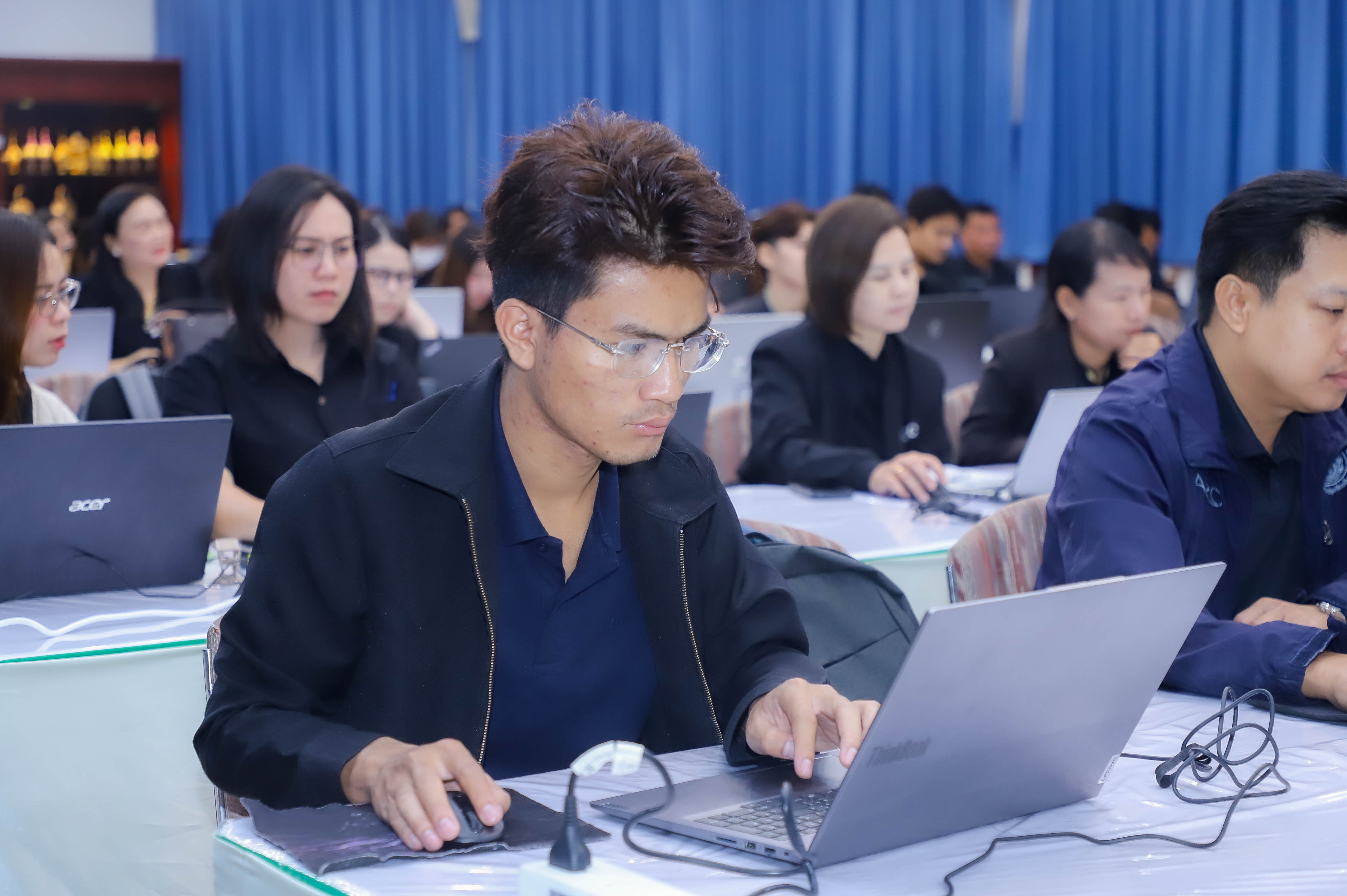 title - ส.ป.ก. ยุคใหม่!! อัปสกิลบุคลากรใช้ AI ช่วยงาน ลดเวลา-ลดพลาด เพิ่มความแม่นยำ